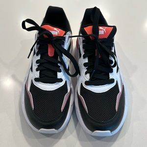 Women’s puma, soft foam shoes